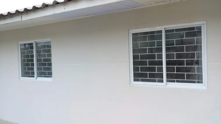 Grade metálica em trabalho da GF Aliança Serralheria