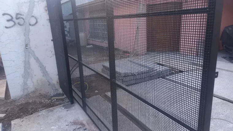 Estrutura metálica em trabalho da GF Aliança Serralheria